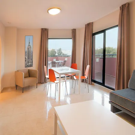 Turisticos Aparthotel 3*