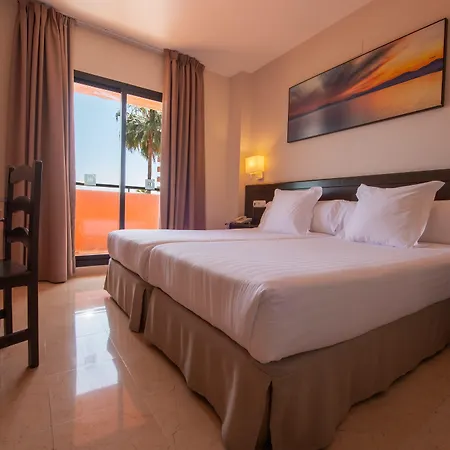 Turisticos Huoneistohotelli Fuengirola