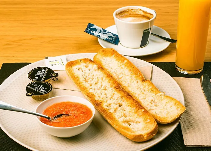 アパートホテル フエンヒローラ ビーチ アパルタメントス ツリスティコス 3*