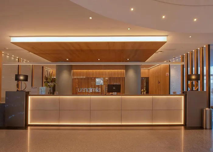 フエンヒローラ ビーチ アパルタメントス ツリスティコス フエンヒロラ