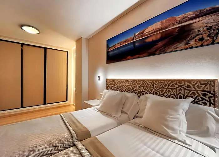 フエンヒローラ ビーチ アパルタメントス ツリスティコス 3*