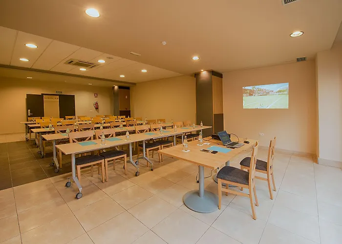 フエンヒローラ ビーチ アパルタメントス ツリスティコス 3*